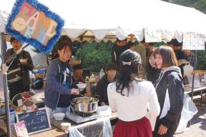 医学祭の出店の様子